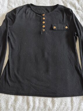 Size L. SHEIN Black Knit Top with Gold Button Trim